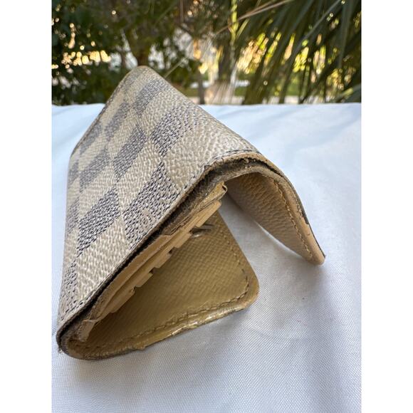 Louis Vuitton Damier Azur 6-Key Holder Wallet - Picture 3 of 7